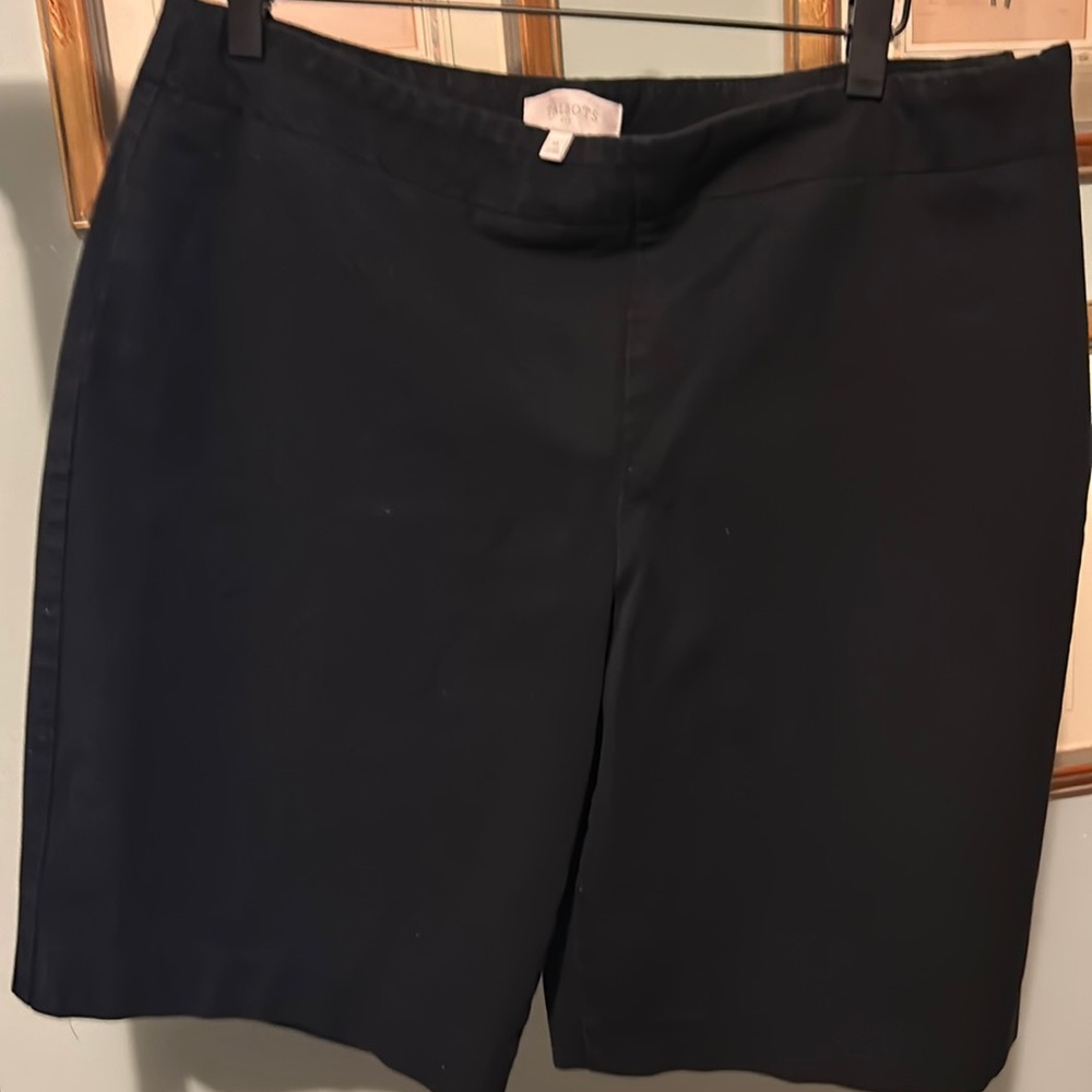 7’ perfect shorts pants Talbot size 14
